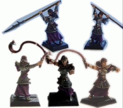 Dark Elf Chariot Crew by Surion