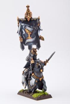 Bretonnian Knights Standard Bearer by nastin