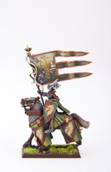 Bretonnian Grail Knight Standard Bearer by nastin