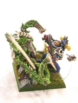 Tyranid Ultramarine diorama by Jsmack65