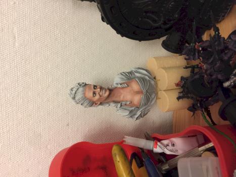Weird woman by Gbminis