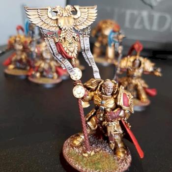 Adeptus Custodes Vexilus Praetor by Natecross1990