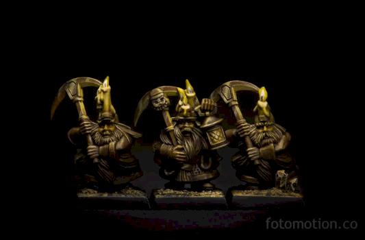 Skull Pass Dwarf Miners by Shtchepahn