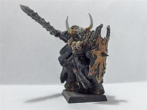 Archaon on  foot by Blueraven84