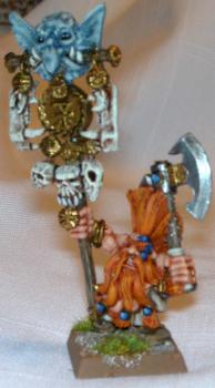 Dwarf Slayer Standard Bearer by kholt