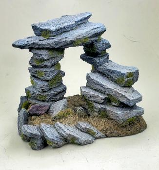 Fish tank ruins by SandyBFB
