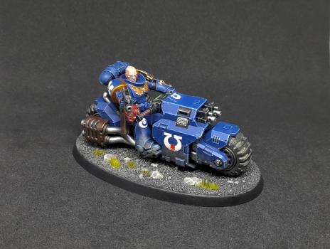 Warhammer 40K: Indomitus primaris sergeant on bike by Andriucha