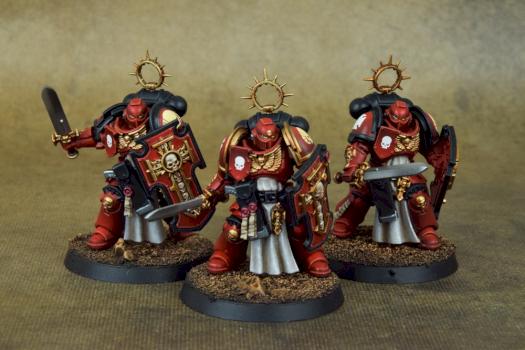 Space Marines Exorcists - Bladeguard Veterans by Mad Crow Studio
