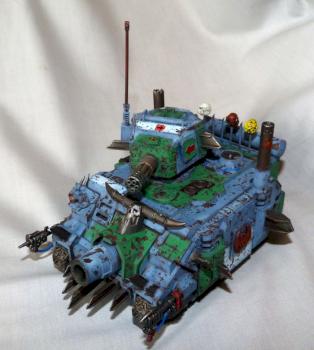 Ork tank by G-r-i-m-g-o-r