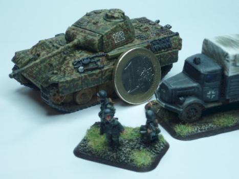 Panther, Opel Blizt and grenadiers -Flames of war- by Blom