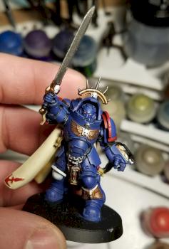 Primaris Captain In Gravis Armor by WesHammer