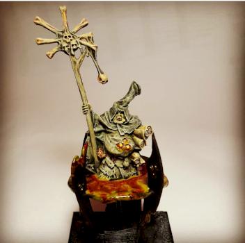 Chaos wizard of tzeench with mal of Nurgle by Koesty