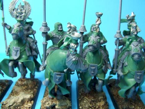 Grail Knights of Bretonnia - (converted) some more details by thistledoo minis