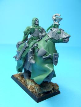 Bretonnian Grail Knight Musician - Converted by thistledoo minis