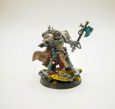 Black Templars Castellan by George1