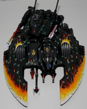 Falcon with flame pattern by glonkie