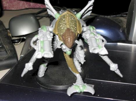 tyranid Carnifex V-C:B-S0036 sniper-fex veiw2 by peternlaurie