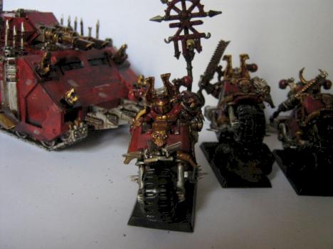 World Eaters Khorne Bikers and Predator by Thorh666