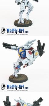 XV8 Battlesuit Commander by MadFlyArtStudio