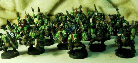 An ork mob by gauldarck