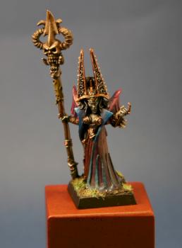 une sorcière elfe noir by Julien R.