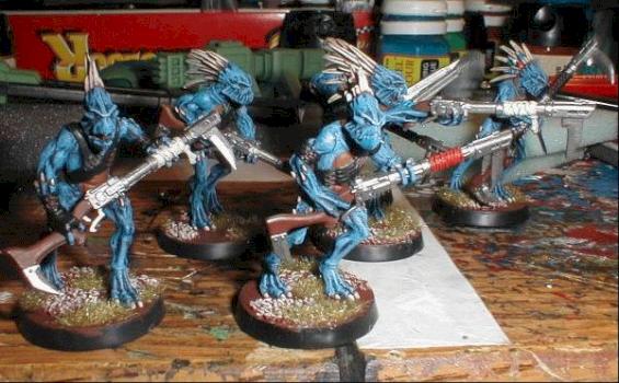 Kroot Carnivores by blackbob