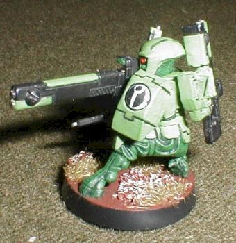 Tau Firewarrior armed with a Pulse Carbine by Blackbob
