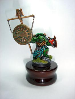 Salamander Standart Bearer by Gereth