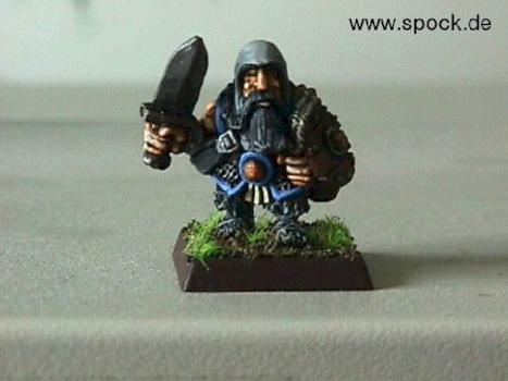Dwarf Adventurer by spookymulder