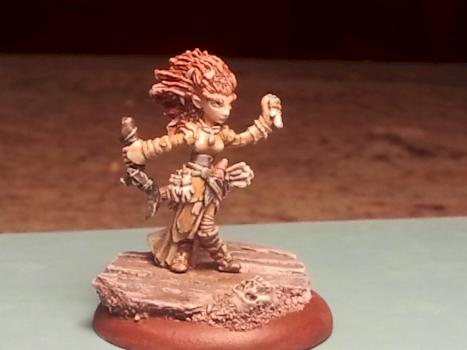 Lini, Iconic Gnome druid by LorriZ