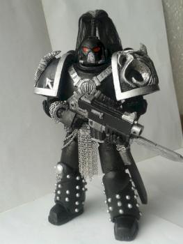 Chaos space marine by Zorgaiel