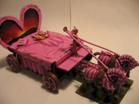 Pink coach by figunarkki