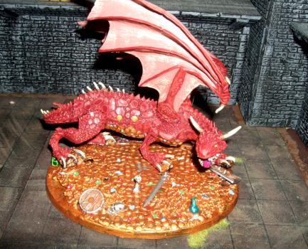 GW Dragonas Smaug by Beholdermania