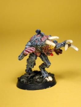 Tyranid Genestealer by fatbastard