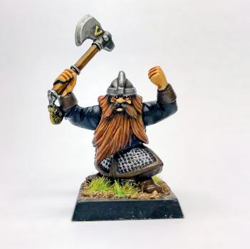 Warhammer Dwarf Warrior by citybitch