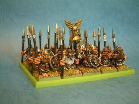 Dwarf Warriors by dragonyim
