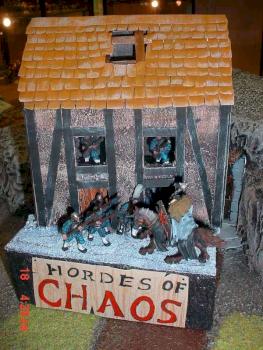 Chaos knight attacks town guard. by Gatologic