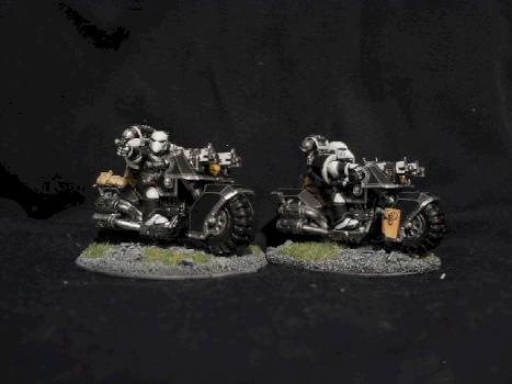 Beakies on bikes by Hubbynz