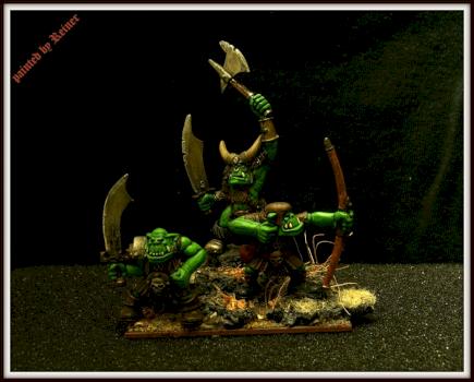 Group of old school orks by Reiner