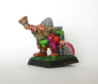 dwarf musician by LijeBaley