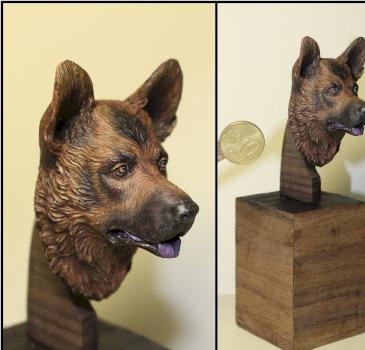 Dog bust by Comte de Foix