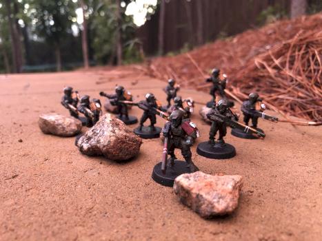 Tau Fire Warrior Squad by BrushHourStudio