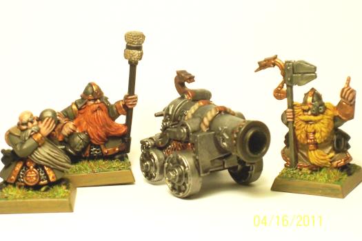 Skull Pass Dwarf Cannon Crew by Eternalhero1983