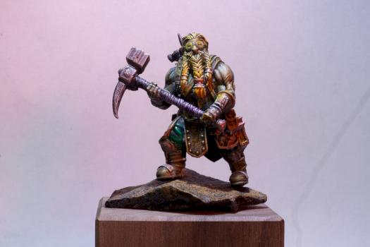 Dwarf miner by Crozen