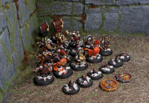 blood bowl dwarves by mikecarrero