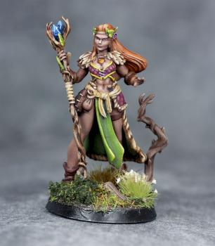 Female Druid by Galaad Miniatures by tarkamo_mini_workshop