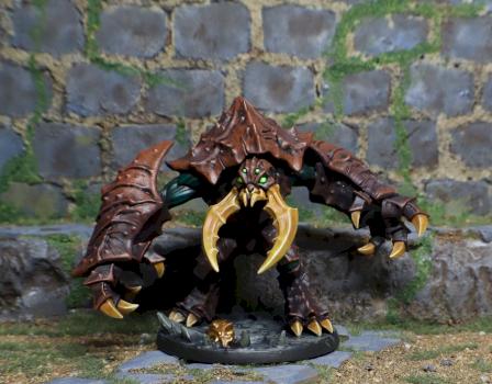 hive colossus - umber hulk by mikecarrero