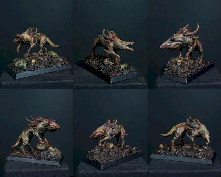 Chaos Warhounds by Mortighaar Minis