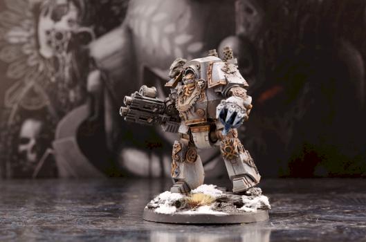 Space wolf vénérable contemptor dreadnought V2 by Nopaintnogame