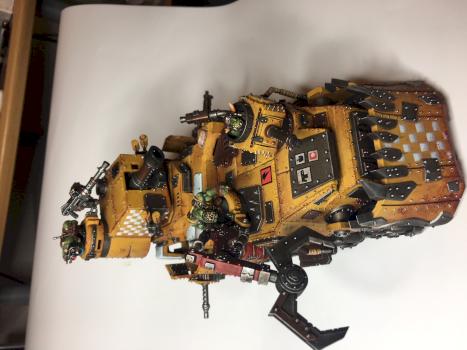 Ork Battlewagon by quarrel